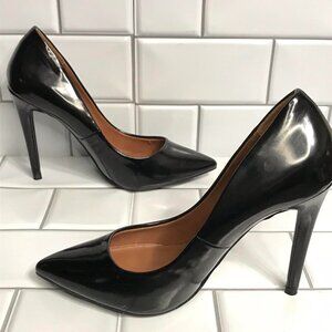 Candie's  Black Court shoes 6  shiny patent Casonic Black